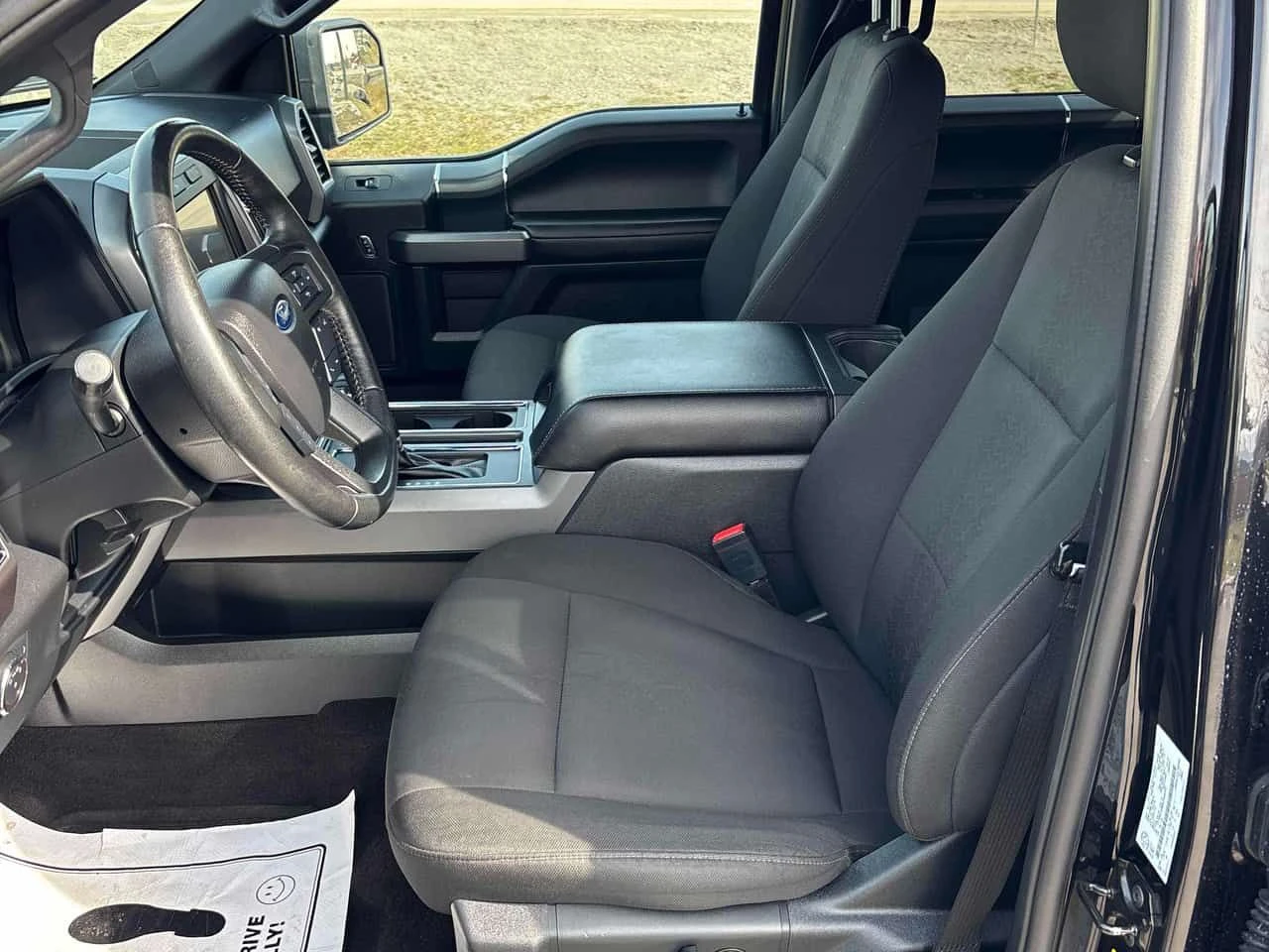 Ford F150 * XLT 4WD SuperCrew 5.5' Box * CARFAX * ЦЕНА Д, снимка 8 - Автомобили и джипове - 53997006