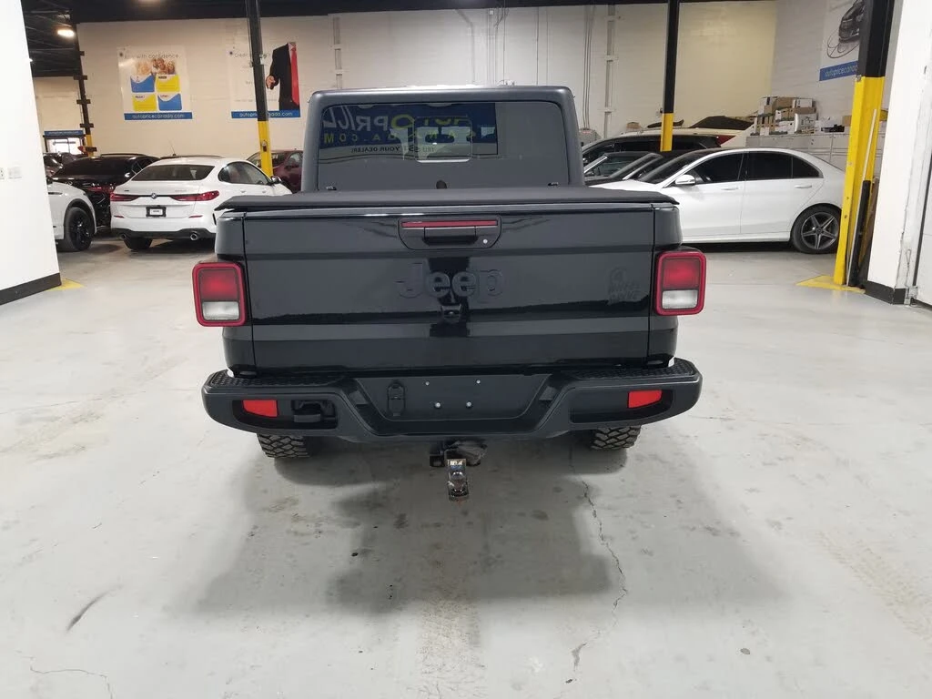 Jeep Gladiator Sport S Crew Cab 4WD, снимка 8 - Автомобили и джипове - 54557061