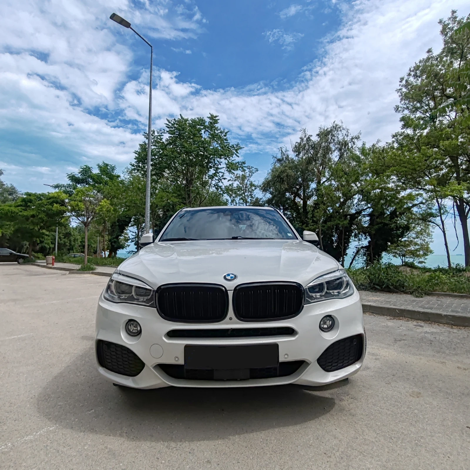 BMW X5 3.5i 7места, M pack, Harman/kardon, soft close, , снимка 2 - Автомобили и джипове - 54797853
