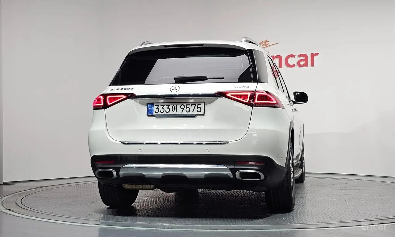Mercedes-Benz GLE 300 4MATIC * КРАЙНА ЦЕНА ДО БЪЛГАРИЯ, снимка 4 - Автомобили и джипове - 55833891