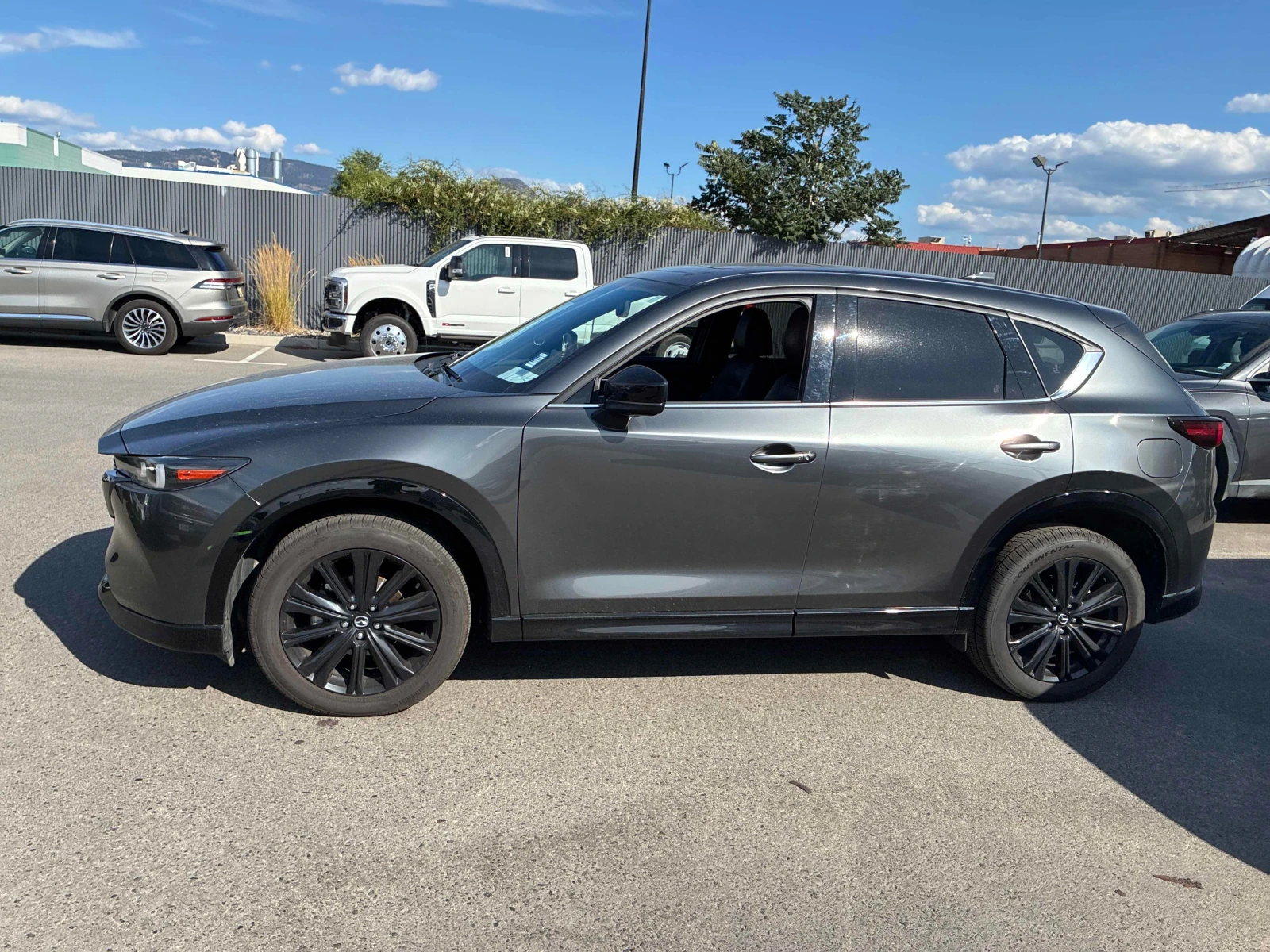 Mazda CX-5 / BOSE / ОБДУХВАНЕ / HUD / CARFAX  , снимка 2 - Автомобили и джипове - 55884389