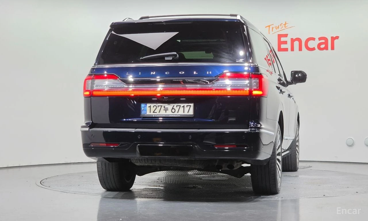 Lincoln Navigator 3.5L, снимка 4 - Автомобили и джипове - 56454142