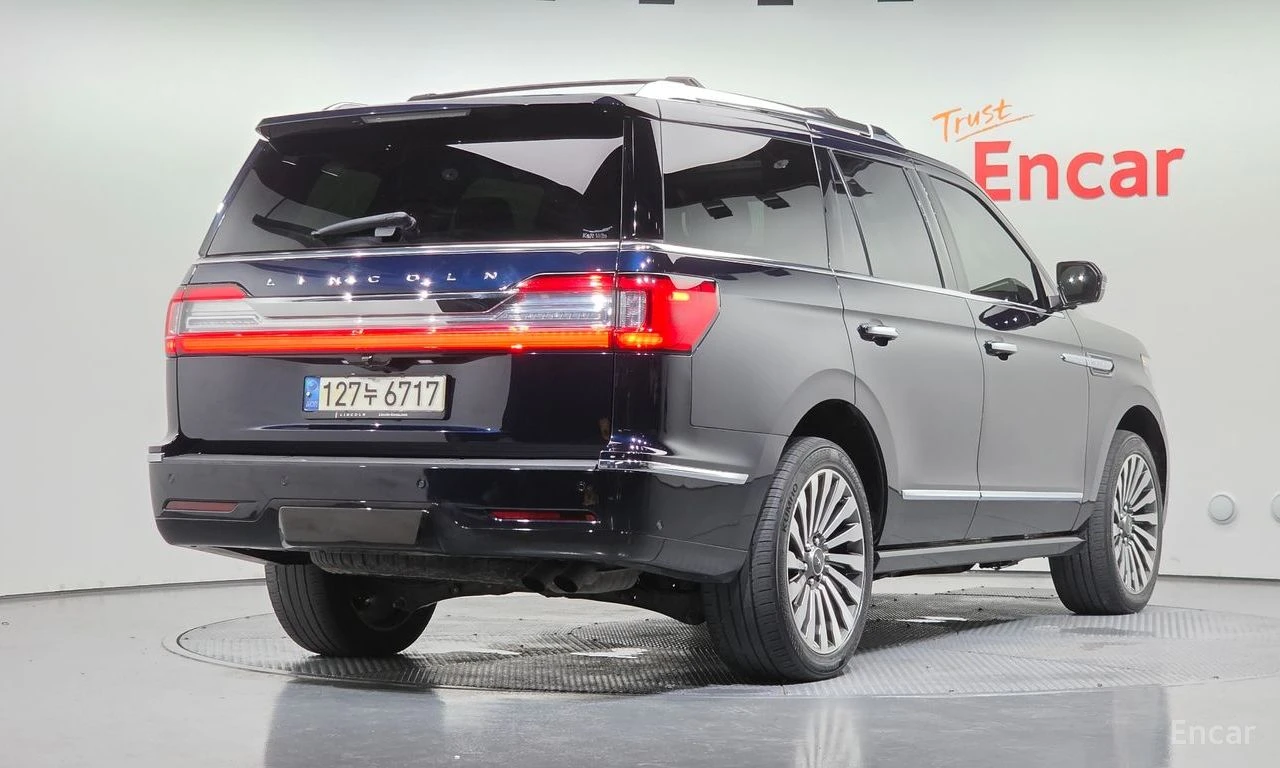Lincoln Navigator 3.5L, снимка 2 - Автомобили и джипове - 56454142