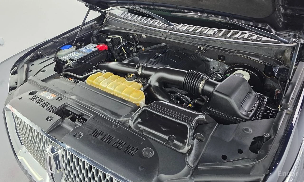Lincoln Navigator 3.5L, снимка 6 - Автомобили и джипове - 56454142