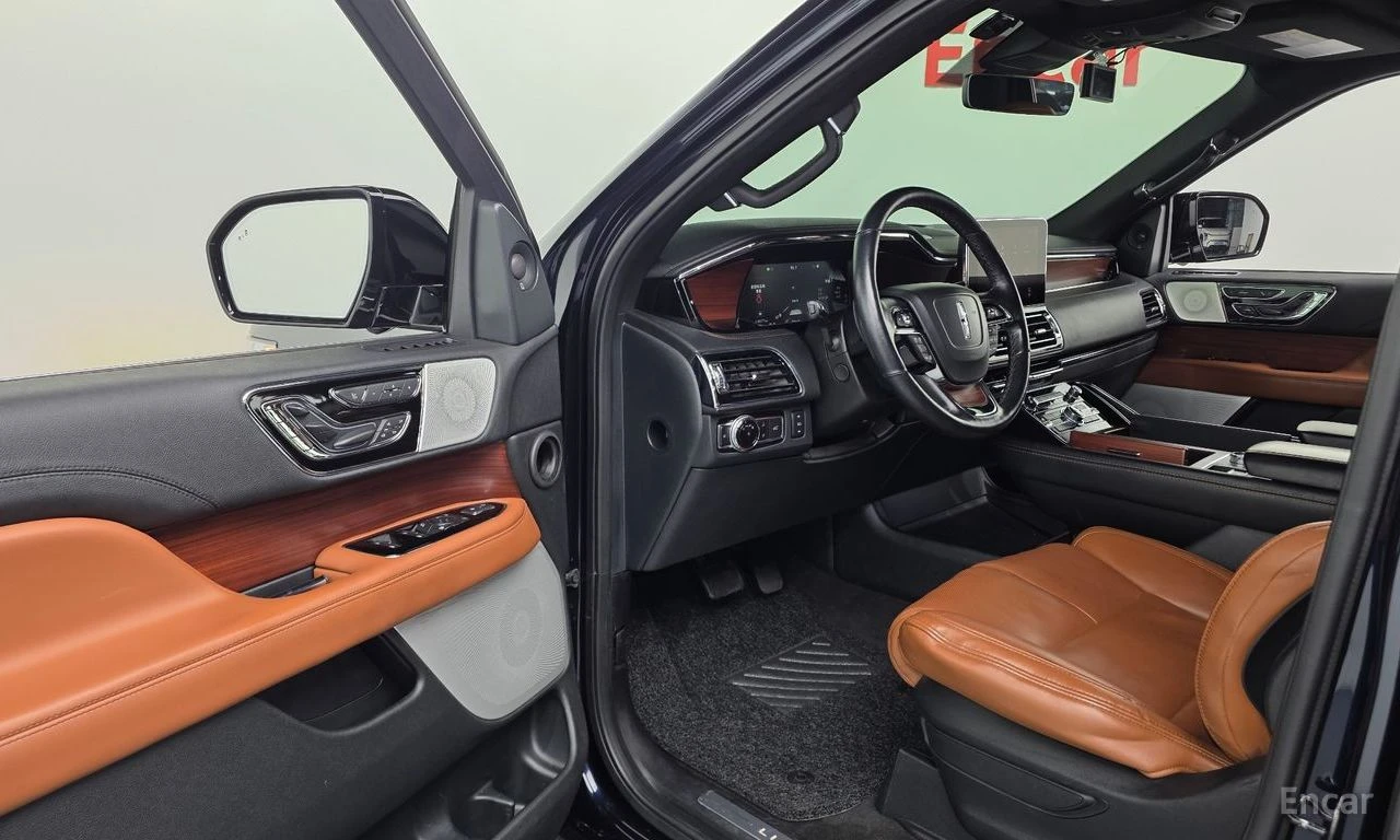 Lincoln Navigator 3.5L, снимка 10 - Автомобили и джипове - 56454142