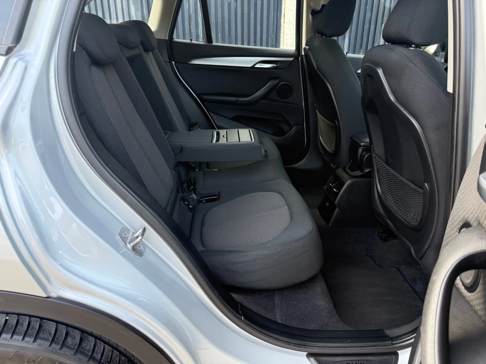 BMW X1 2.0d X-drive, снимка 9 - Автомобили и джипове - 56585089