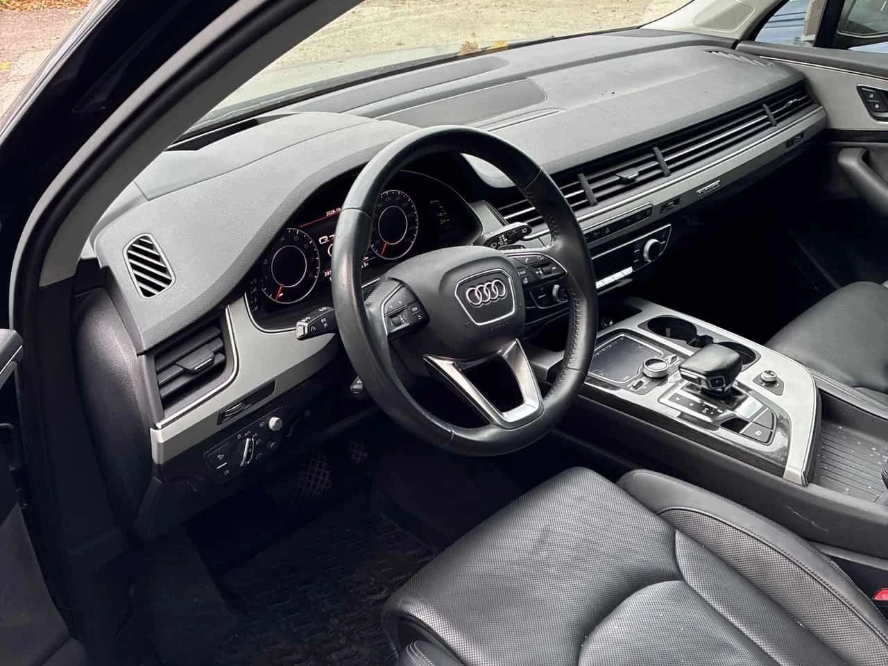 Audi Q7, снимка 6 - Автомобили и джипове - 56729046
