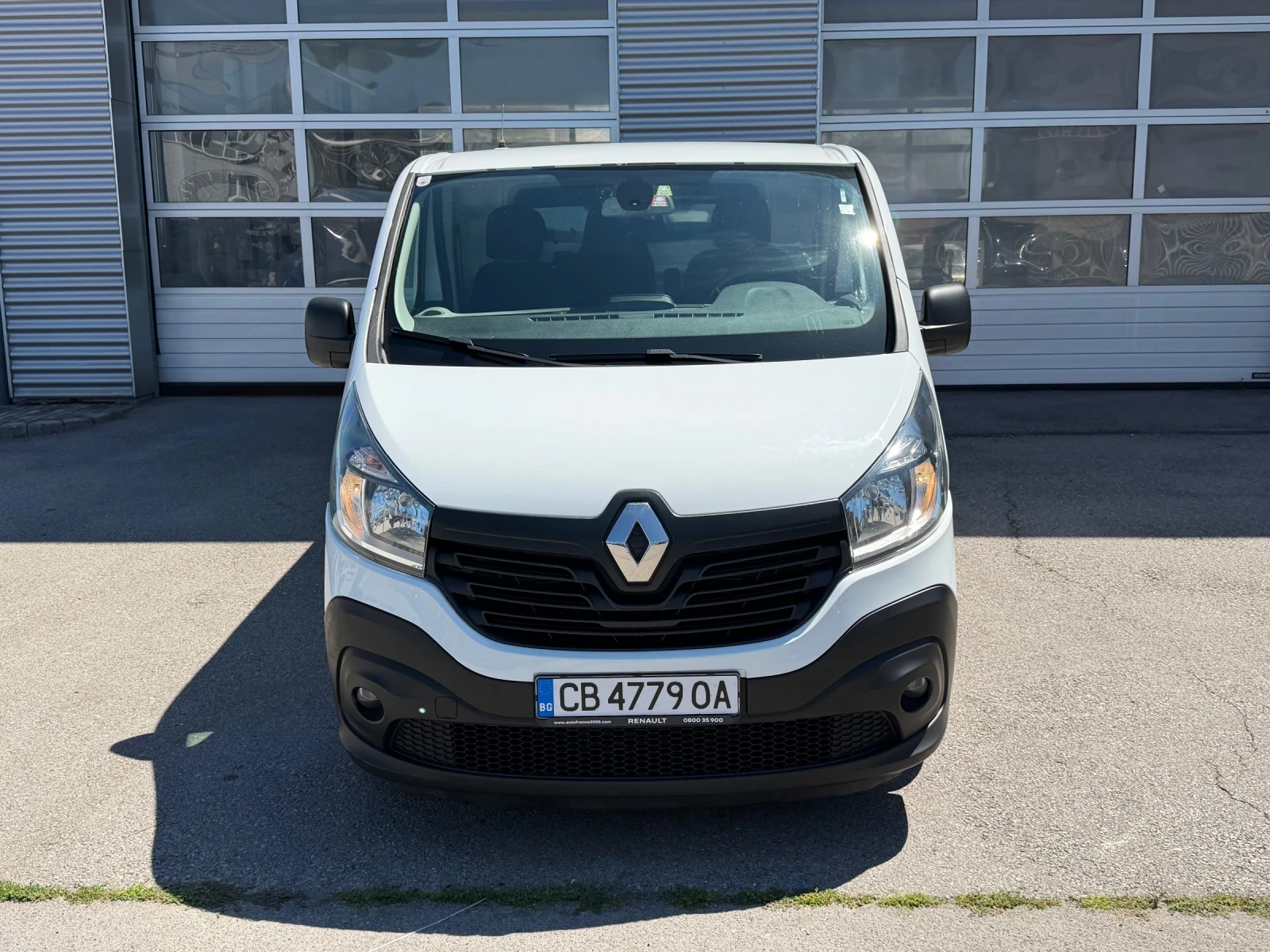 Renault Trafic 1.6blueDCi 125k.c. L2H1, снимка 5 - Бусове и автобуси - 55276838