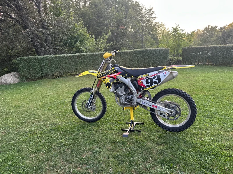 Suzuki Rmz 250, снимка 2 - Мотоциклети и мототехника - 52299165