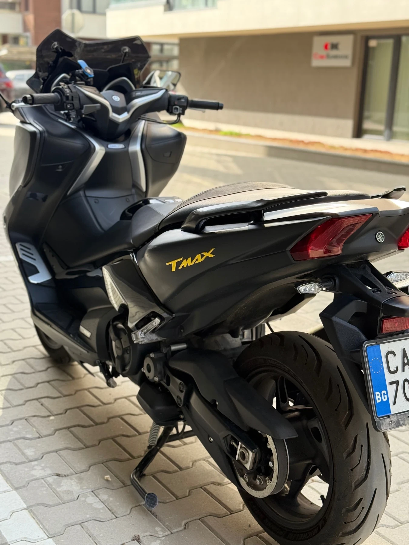 Yamaha T-max 530 - 15 000 км, нов Акрапович , снимка 5 - Мотоциклети и мототехника - 55868697