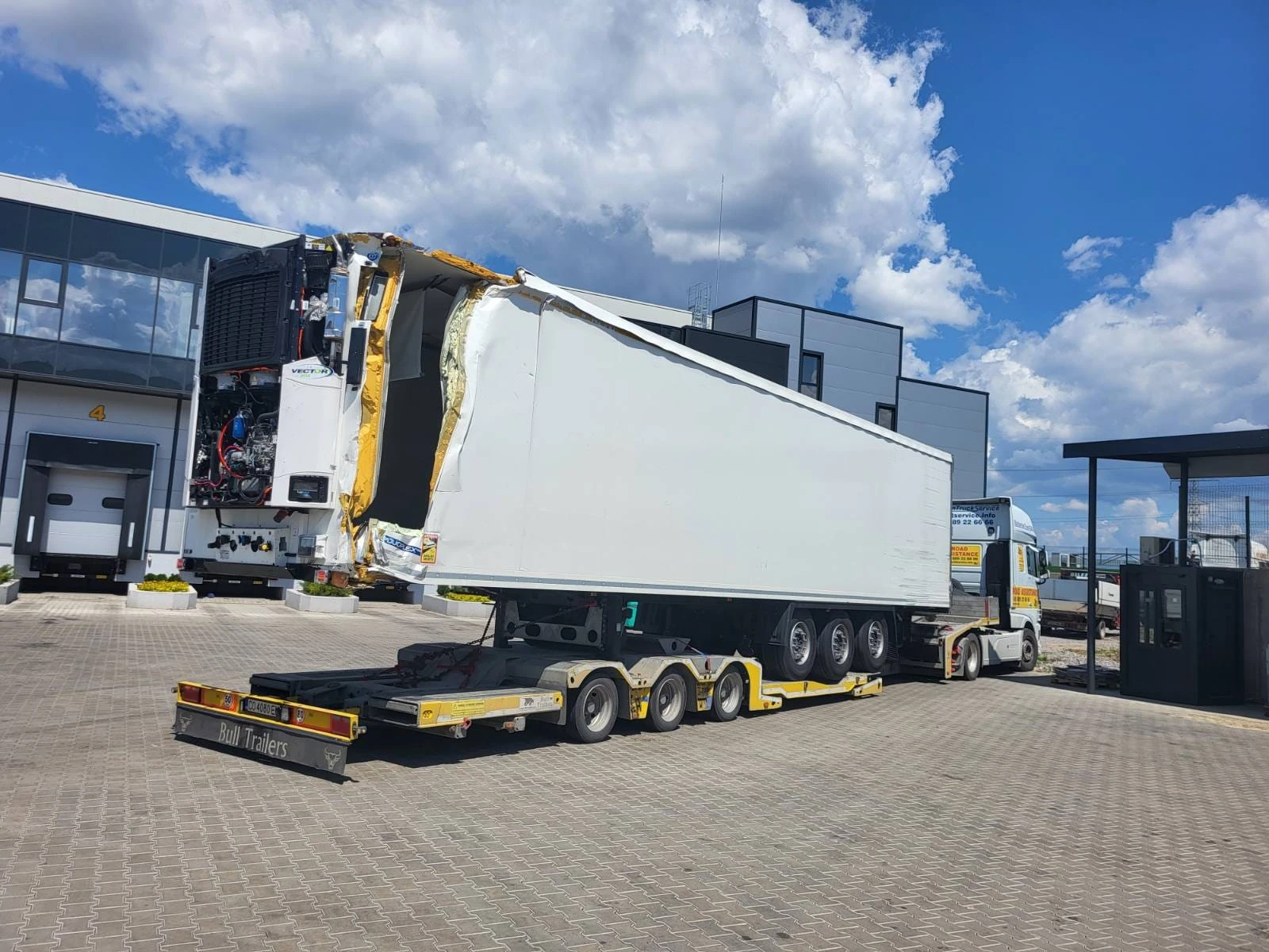 Полуремарке BULL TRAILERS TORO VELOCE, снимка 17 - Ремаркета - 54333530