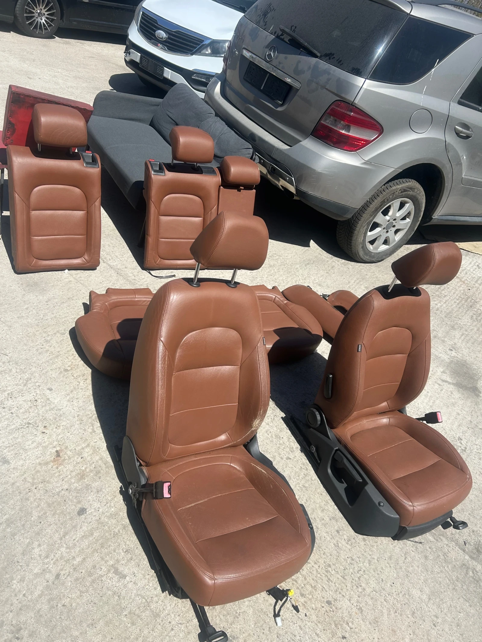 Салон за Шкода Супърб 2011г. Седан