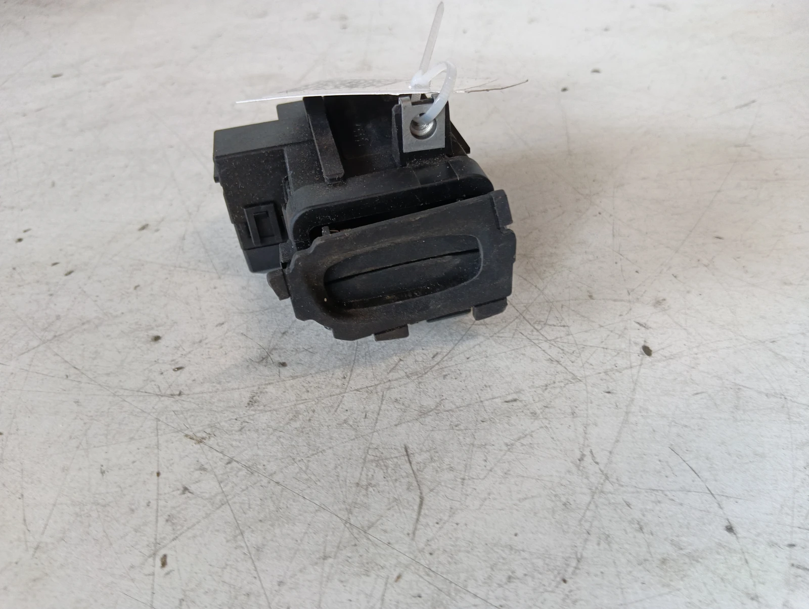 гълтач ключ 8K0909131D Audi Q5