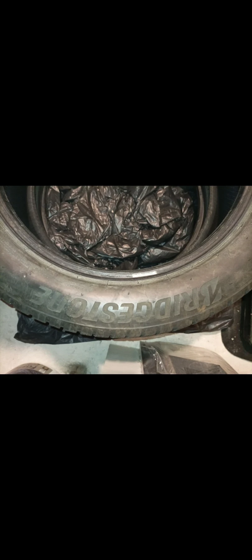 Гуми Зимни 235/55R19, снимка 9 - Гуми и джанти - 54138456