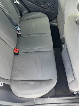 Ford Fiesta 1.6i avtomat - 11000 лв. - 39902320 | Car24.bg