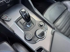 Alfa Romeo Giulia Ti AWD* ПАНОРАМА* ПАМЕТ* ПОДГРЕВ - 28000 лв. / 14316.17 € - 63794697 11