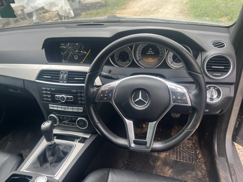 Mercedes-Benz C 250 Cdi OM651AMG Pack Седан и Комби, снимка 12 - Автомобили и джипове - 46980360