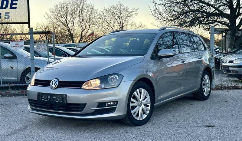 VW Golf 1.6 tdi , снимка 1 - Автомобили и джипове - 49092158