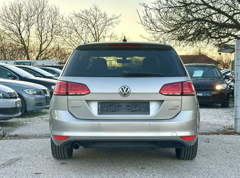 VW Golf 1.6 tdi , снимка 17 - Автомобили и джипове - 49092158