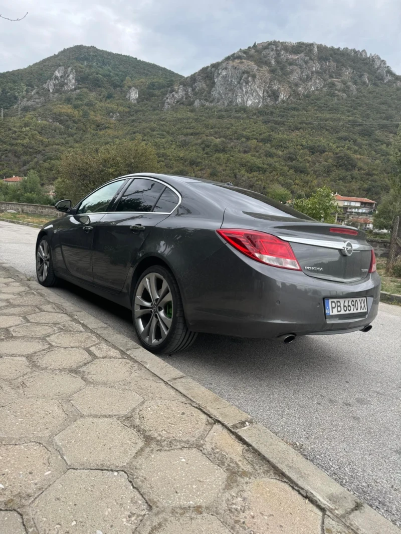 Opel Insignia 1.6 Turbo, снимка 4 - Автомобили и джипове - 47366726