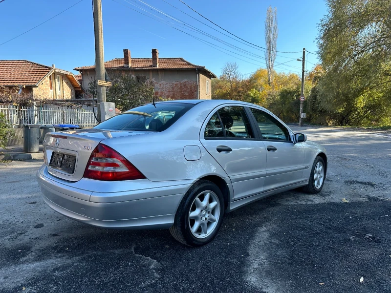 Mercedes-Benz C 220, снимка 3 - Автомобили и джипове - 47885543