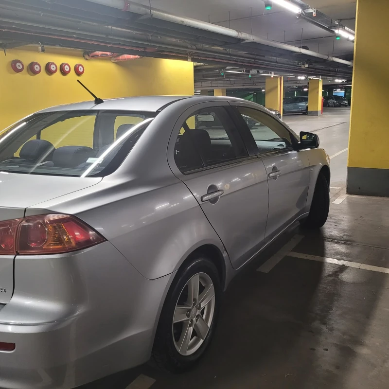 Mitsubishi Lancer 1.5 Балкан Стар, снимка 4 - Автомобили и джипове - 48005490