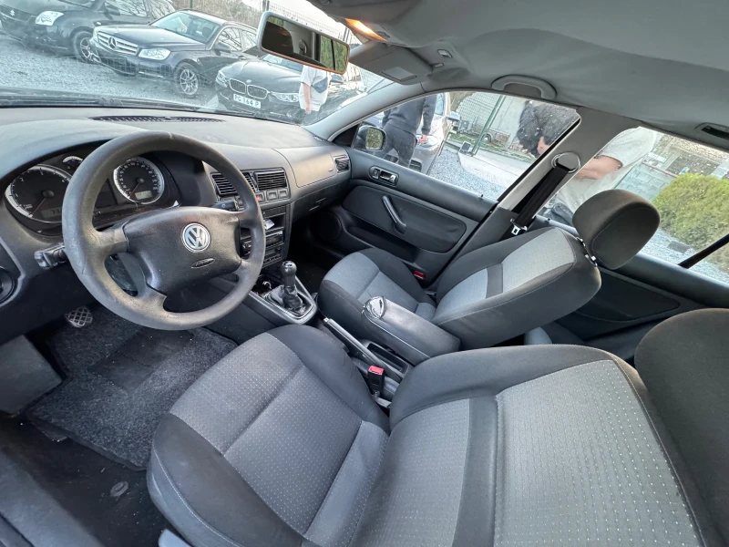 VW Golf 4 1.9тди 131к.с КЛИМАТРОНИК , снимка 11 - Автомобили и джипове - 49533372