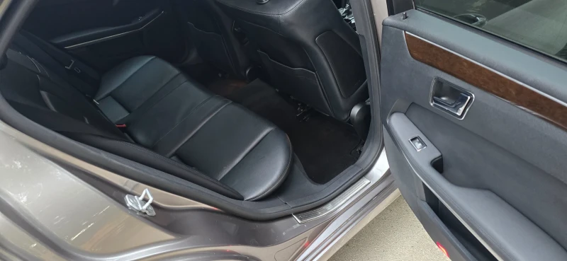 Mercedes-Benz E 220 W212, снимка 8 - Автомобили и джипове - 52717800