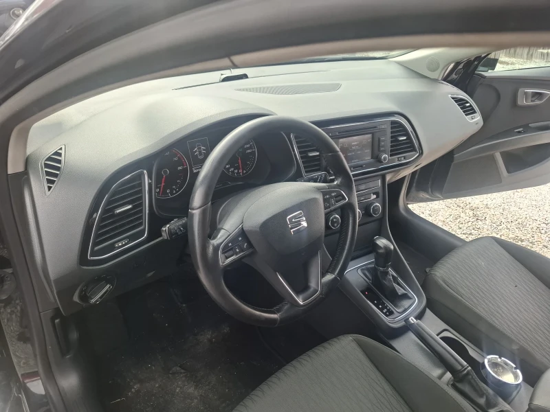 Seat Leon, снимка 10 - Автомобили и джипове - 52739412