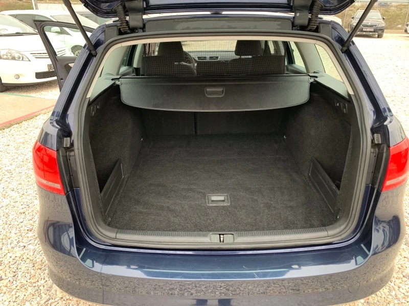 VW Passat 2.0 TDI AVTOMAT NAVI, снимка 16 - Автомобили и джипове - 52883217