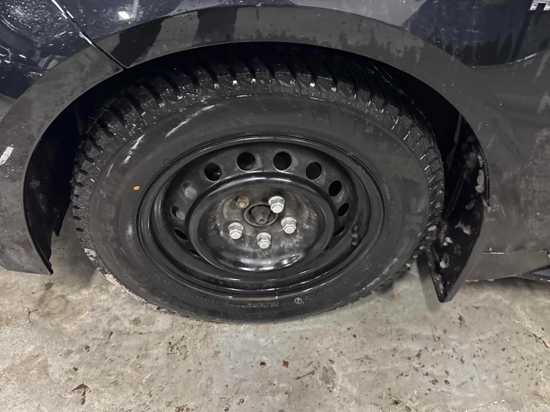 Toyota Corolla * * CARFAX * * АВТО КРЕДИТ * * , снимка 6 - Автомобили и джипове - 52930991