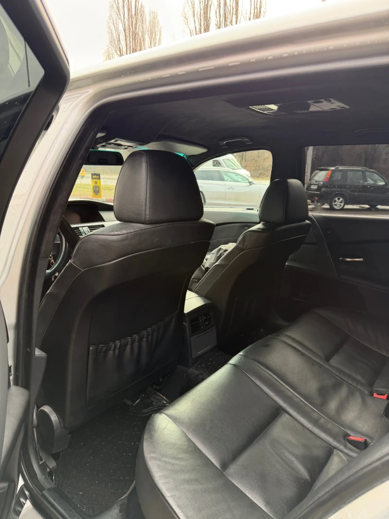 BMW 530, снимка 12 - Автомобили и джипове - 53272413