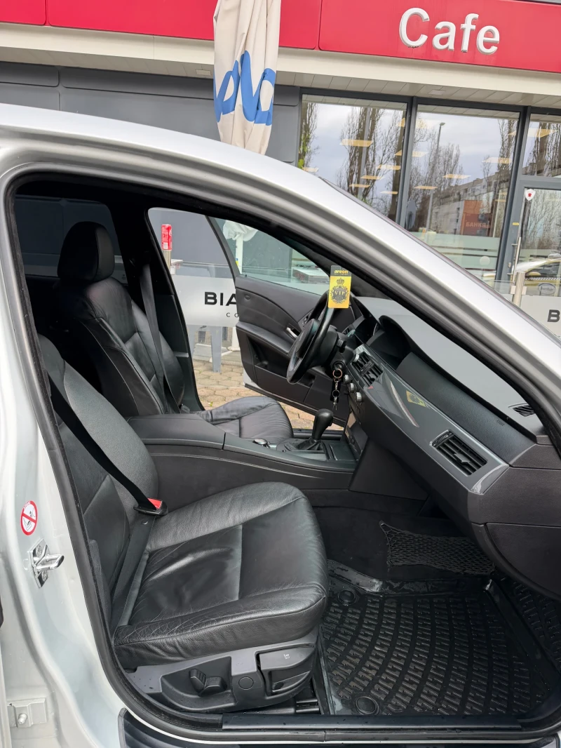 BMW 530, снимка 16 - Автомобили и джипове - 53272413