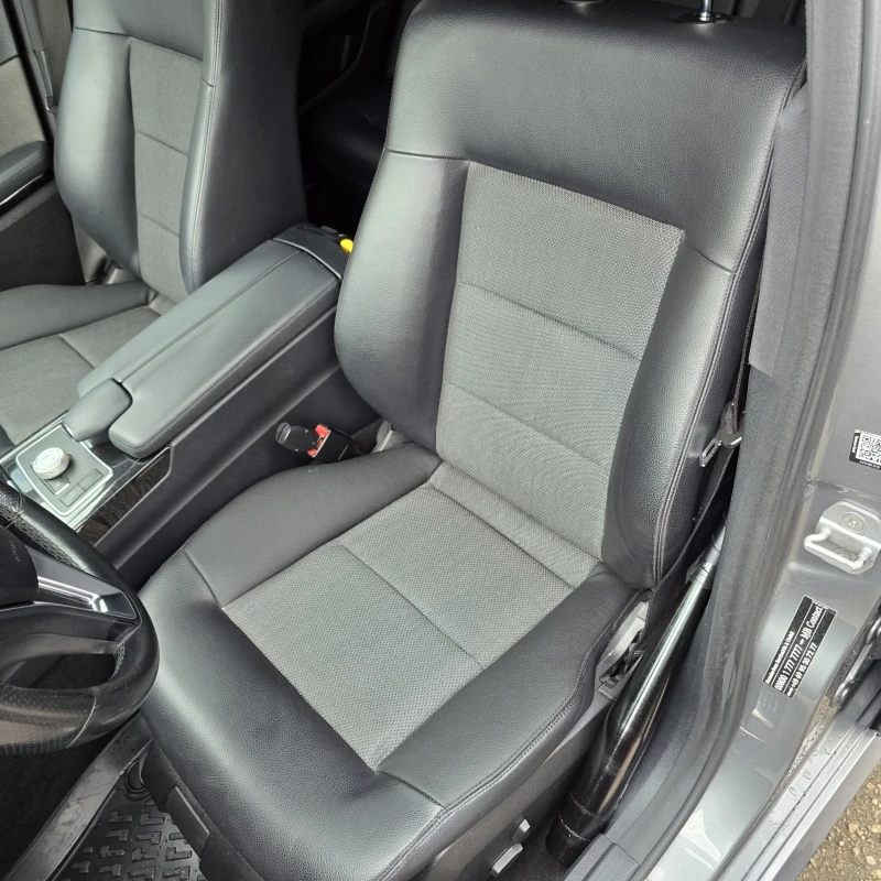 Mercedes-Benz E 200 Е200 sgi, 7G TRONIK, AVANTGARDE, снимка 15 - Автомобили и джипове - 53406893