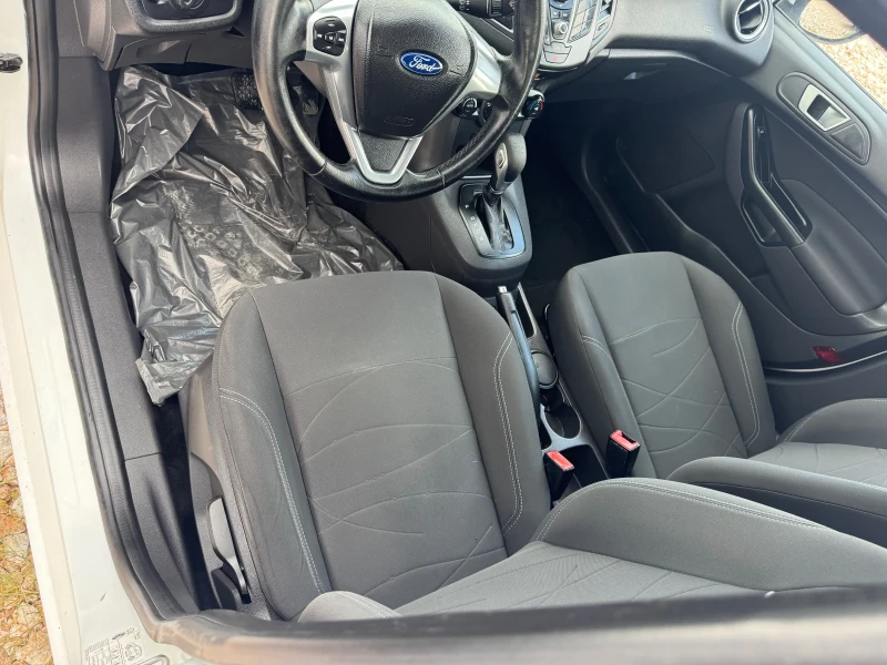 Ford Fiesta 1.6i avtomat - 11000 лв. - 39902320 | Car24.bg