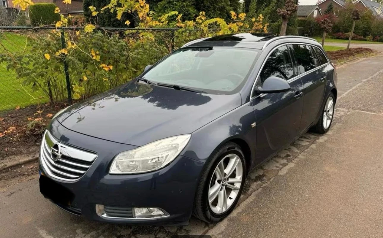 Opel Insignia SPORTS TOURER, снимка 1