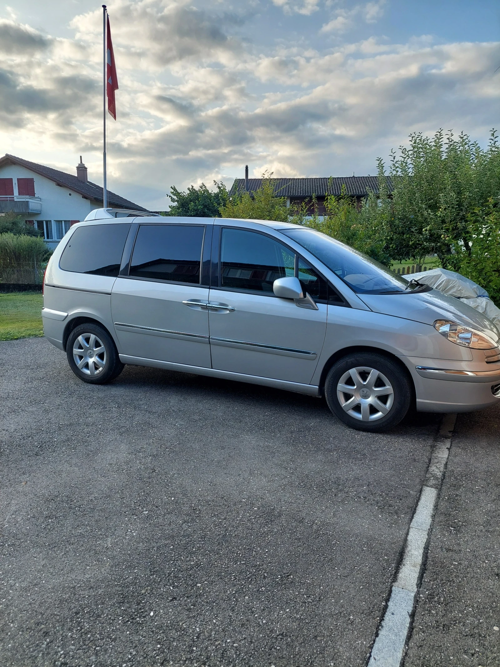 Peugeot 807 2.0 hdi, снимка 1