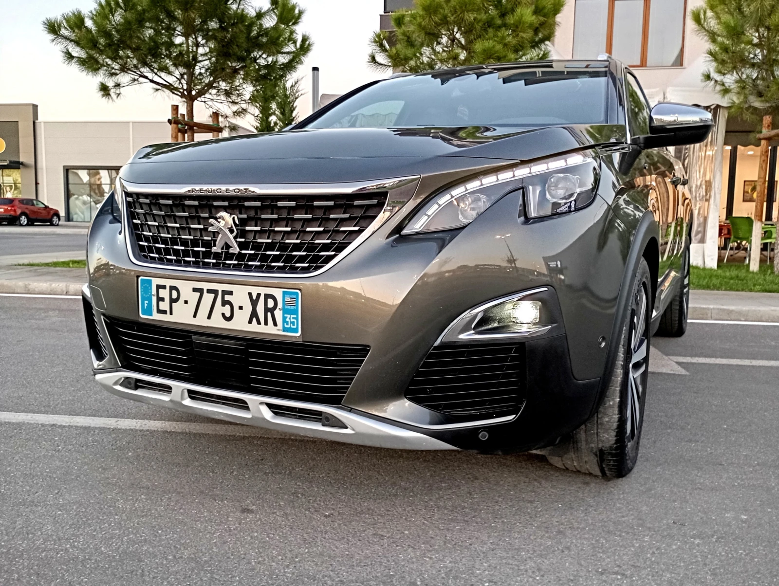 Peugeot 3008 GT 180КС* EAT6* FULL LED* CAM* DISTRONIC  - изображение 7