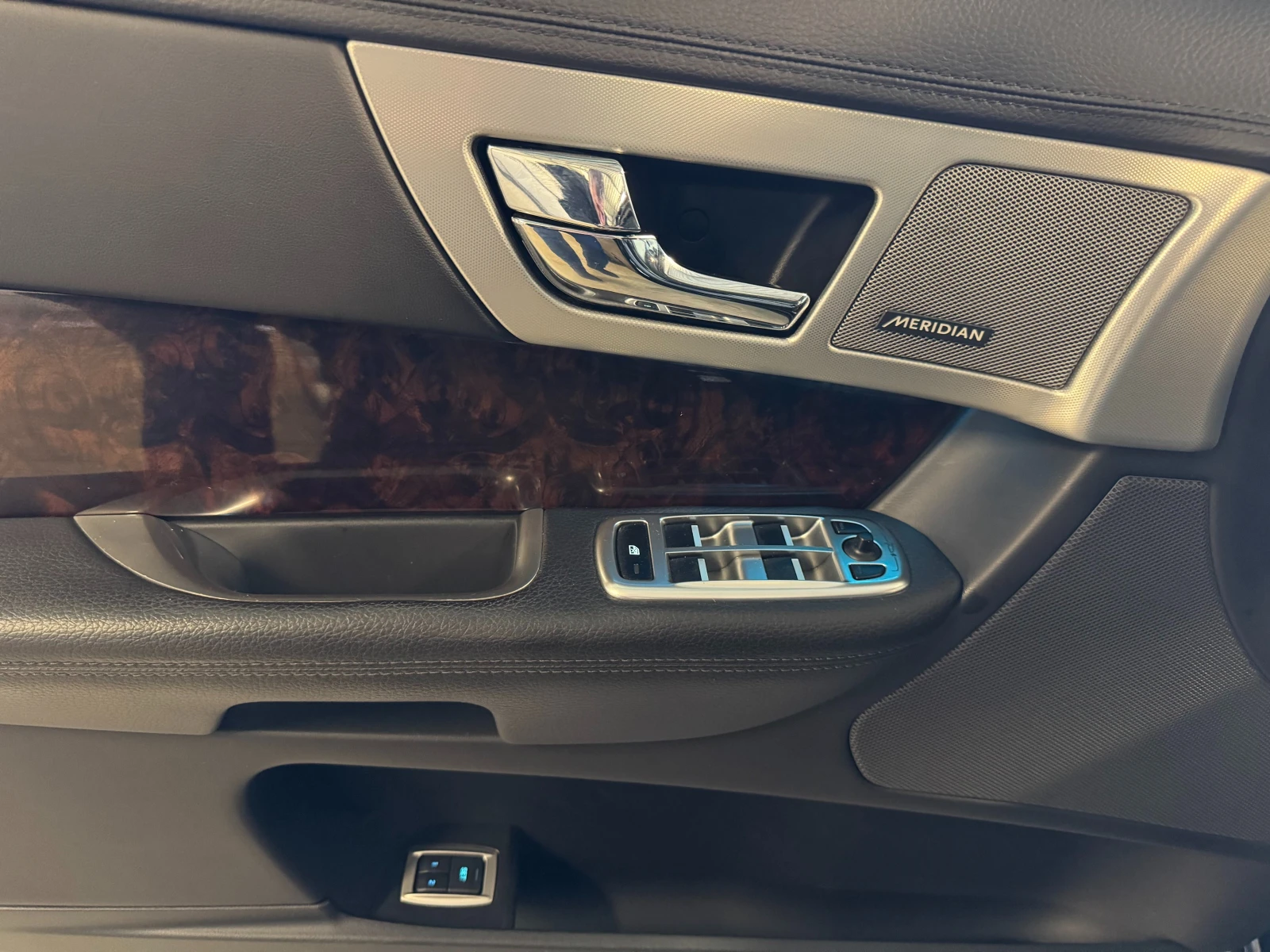 Jaguar Xf S 3.0  | Mobile.bg   12