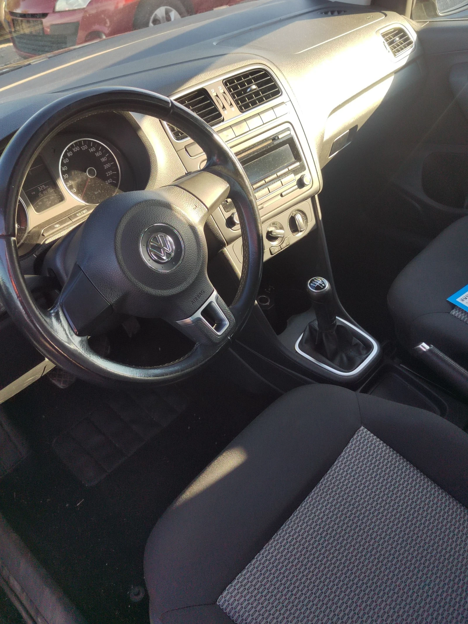 VW Polo 1.2 TDI  - изображение 9