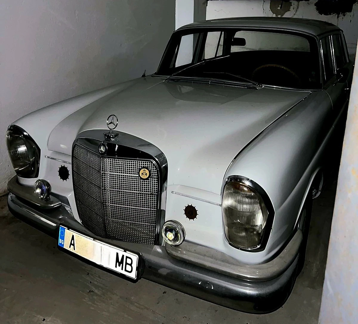 Mercedes-Benz 230 SE - изображение 2