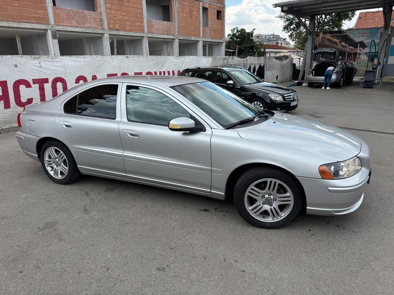 Volvo S60 D5 - изображение 3