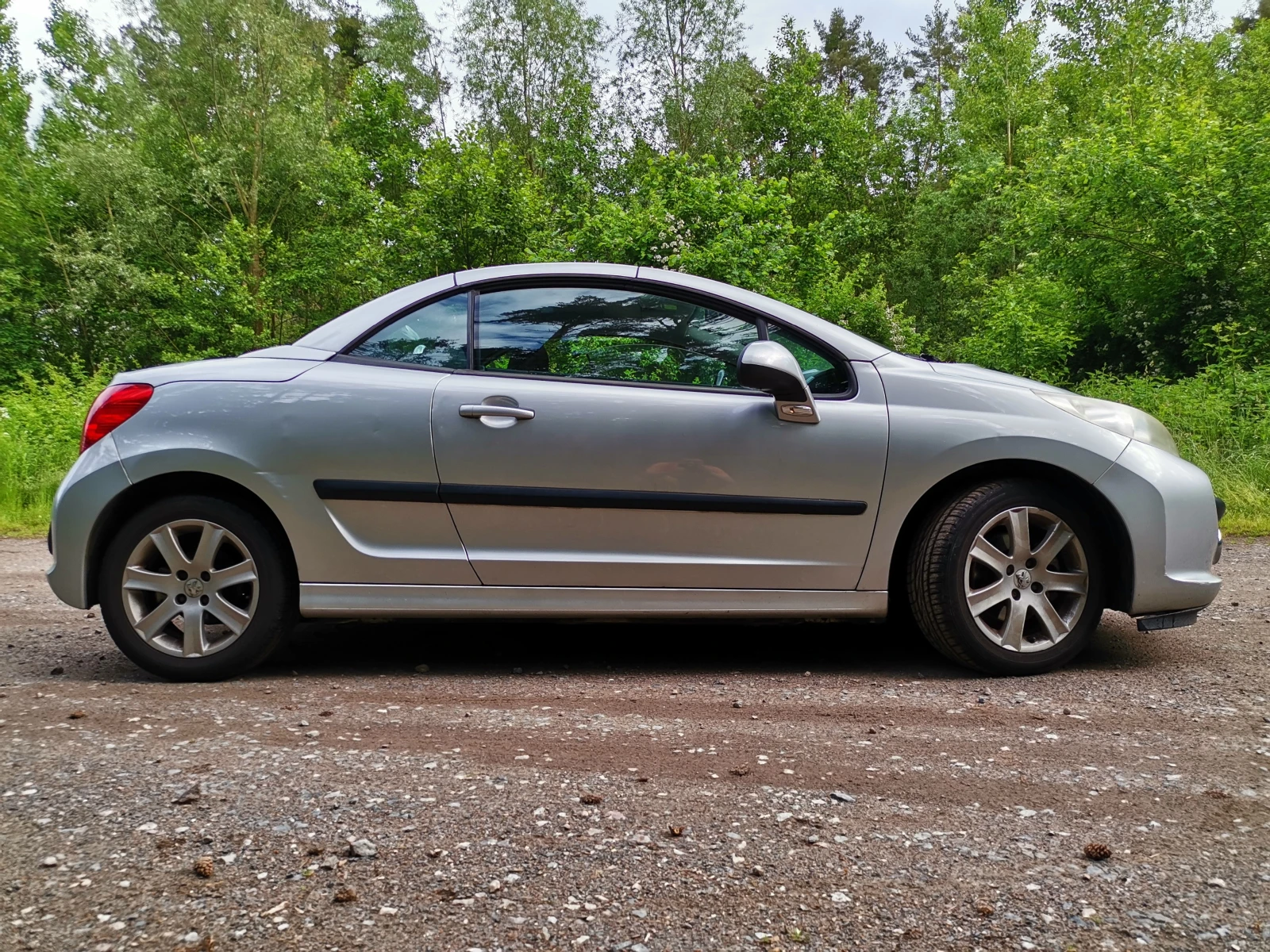 Peugeot 207 CC - изображение 9