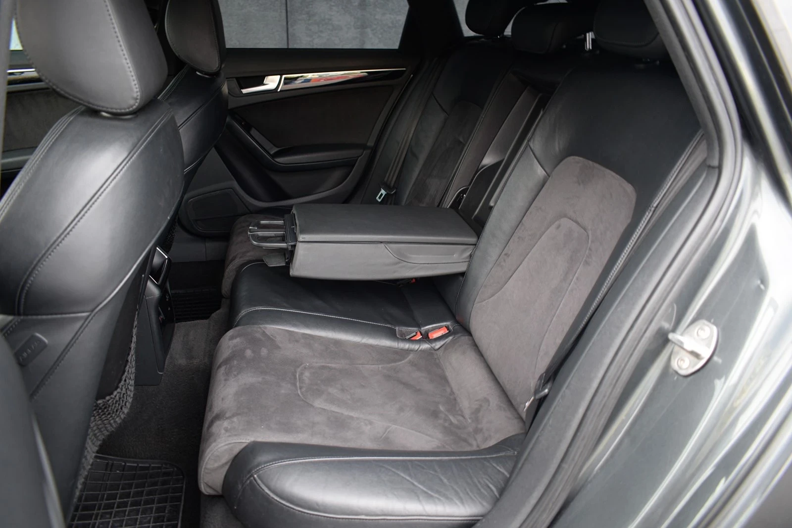 Audi A4 B8 | Mobile.bg   12