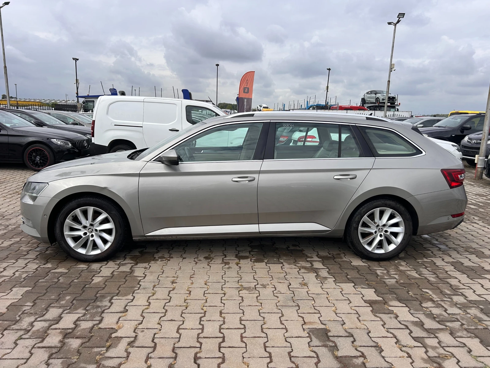 Skoda Superb 2.0TDI AVTOMAT/KOJA/NAVI EURO 6 - изображение 8