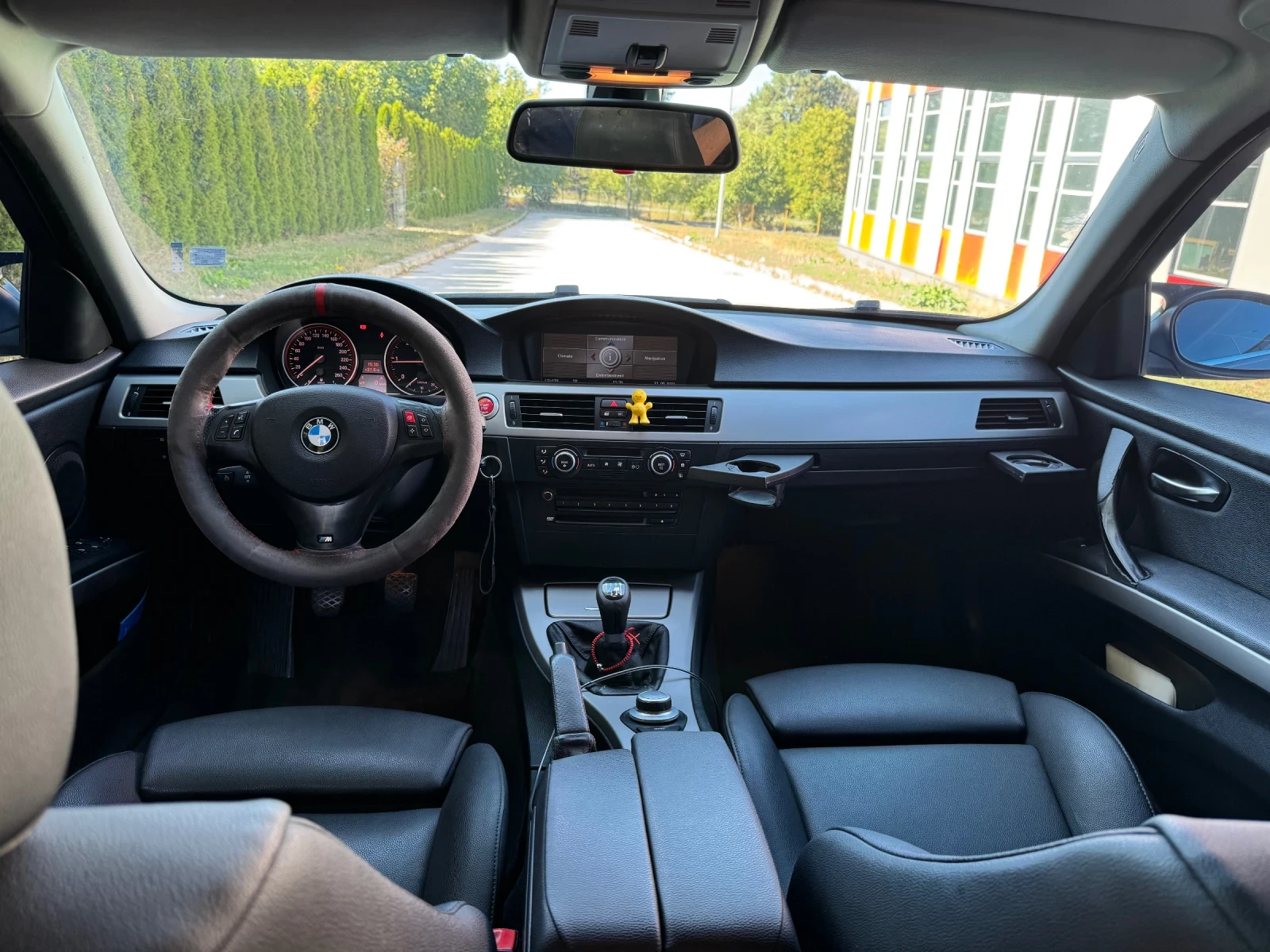 BMW 330 3.0 d - изображение 9