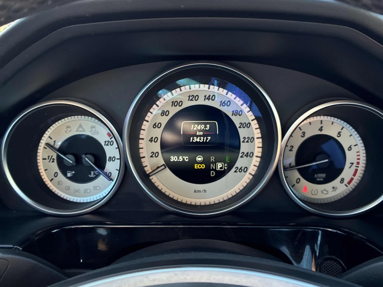 Mercedes-Benz E 500 *  *    *   *  | Mobile.bg   11