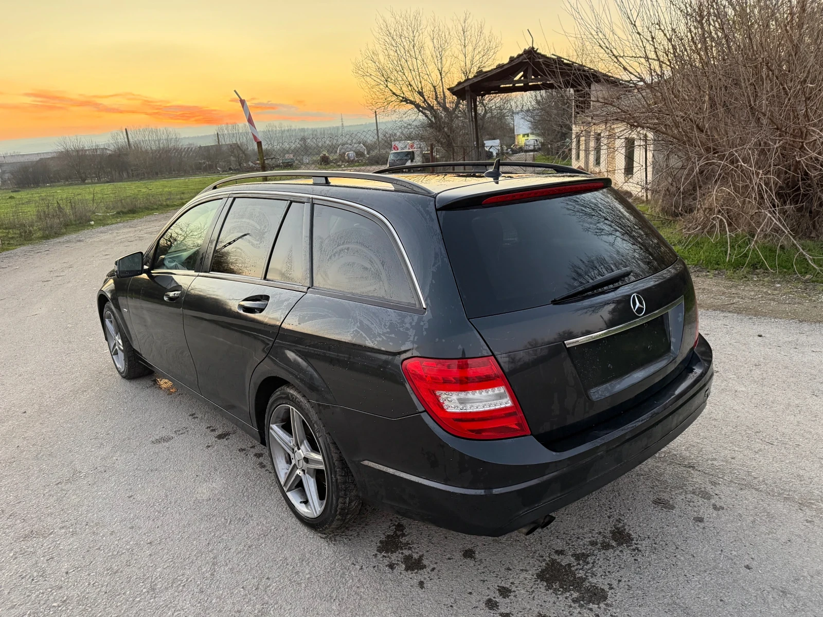 Mercedes-Benz C 220  - изображение 5