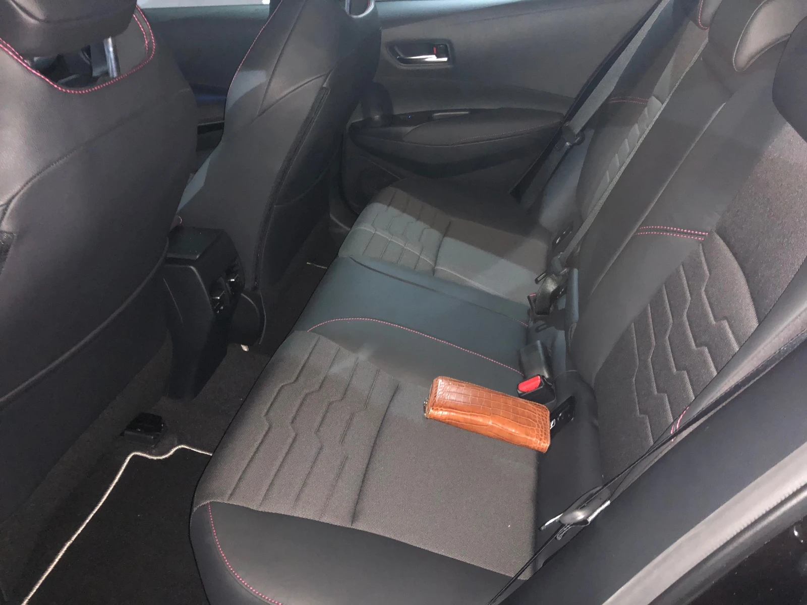 Toyota Corolla Luxury - изображение 5