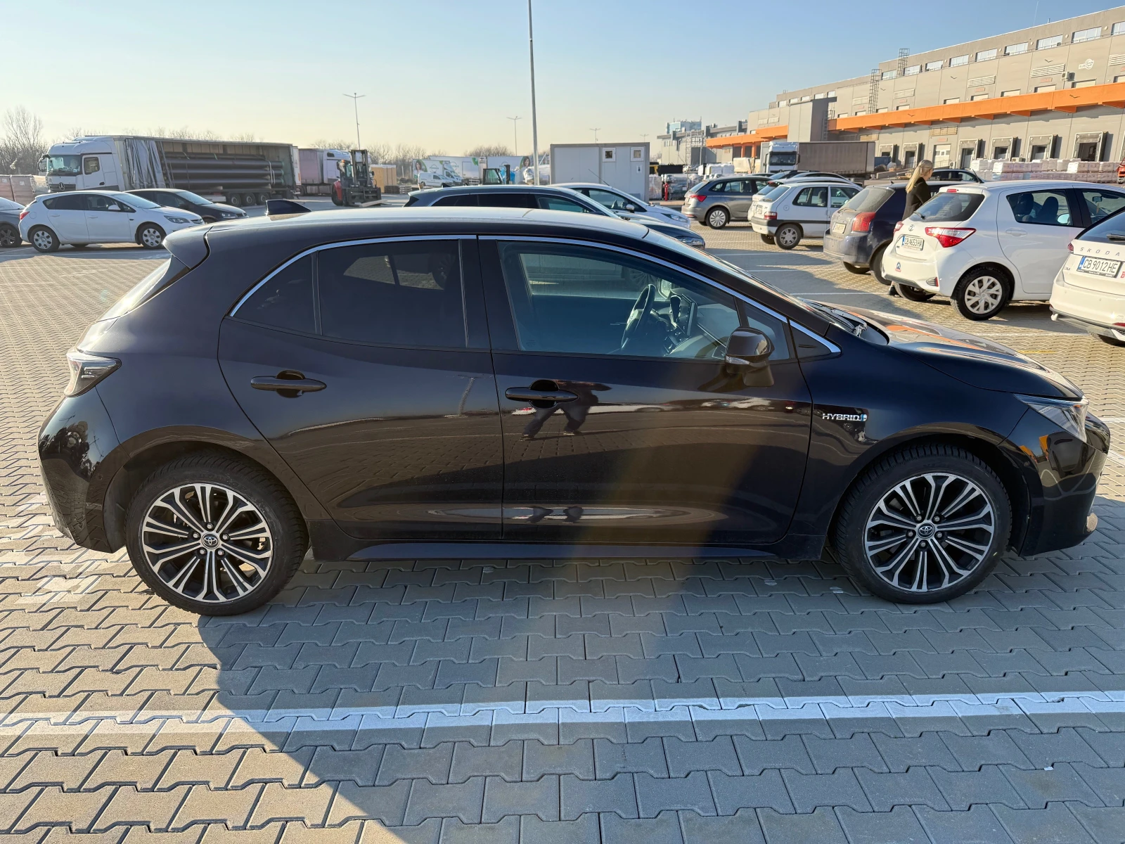 Toyota Corolla Luxury - изображение 2